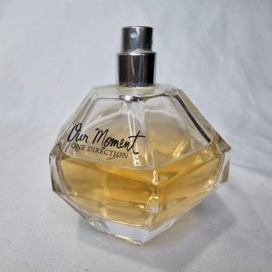 Our Moment by One Direction 3.4 oz EDP unbox 60% full for women